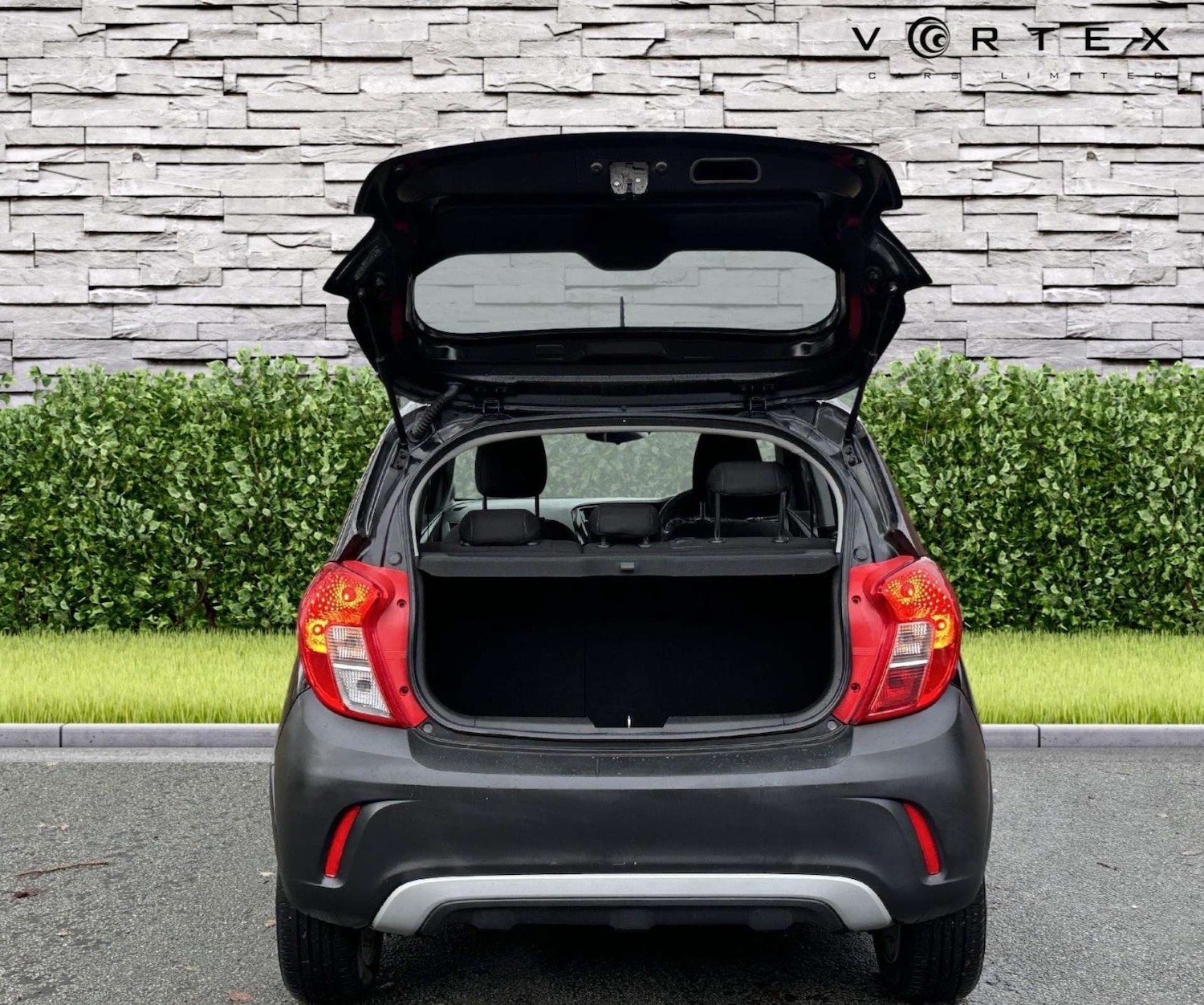 Used Vauxhall Viva 2017 for sale - 76451750: Photo 8