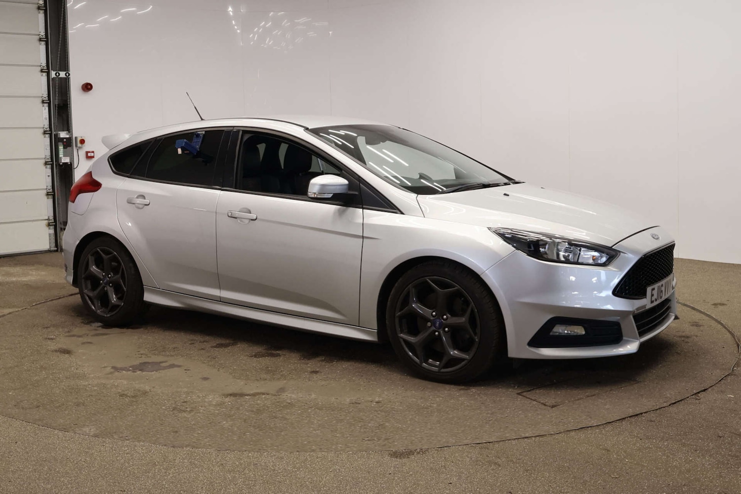 Used Ford Focus 2016 for sale - 77953385: Photo 2