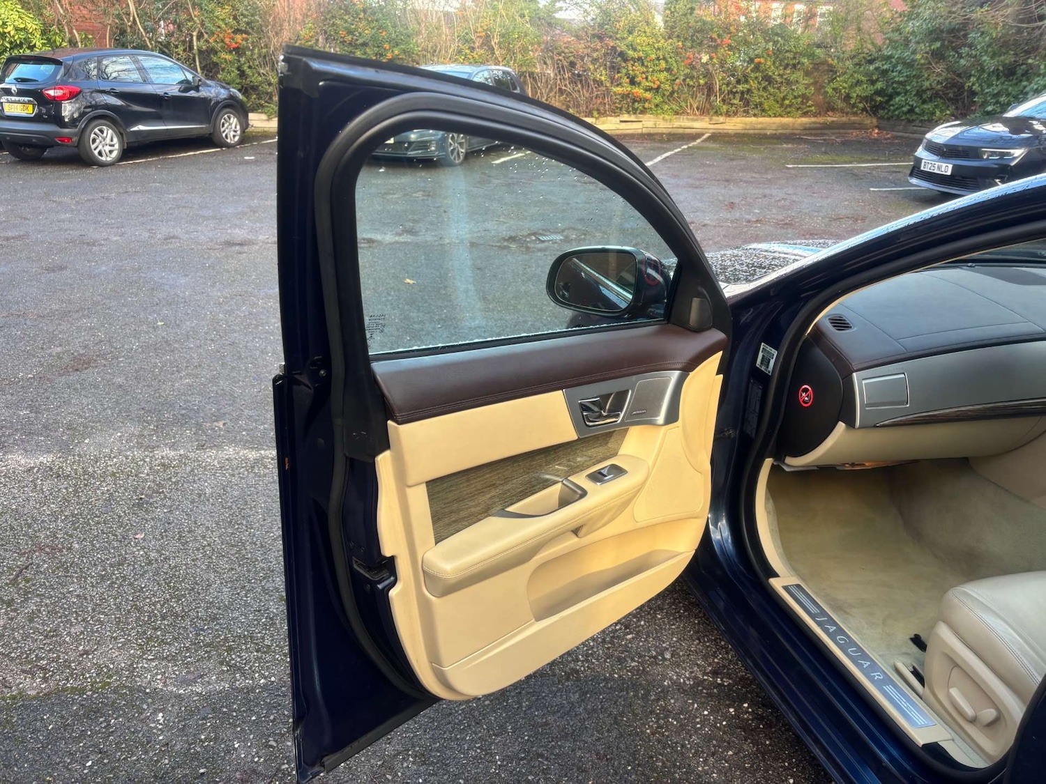 Used Jaguar XF 2013 for sale - 77073371: Photo 30