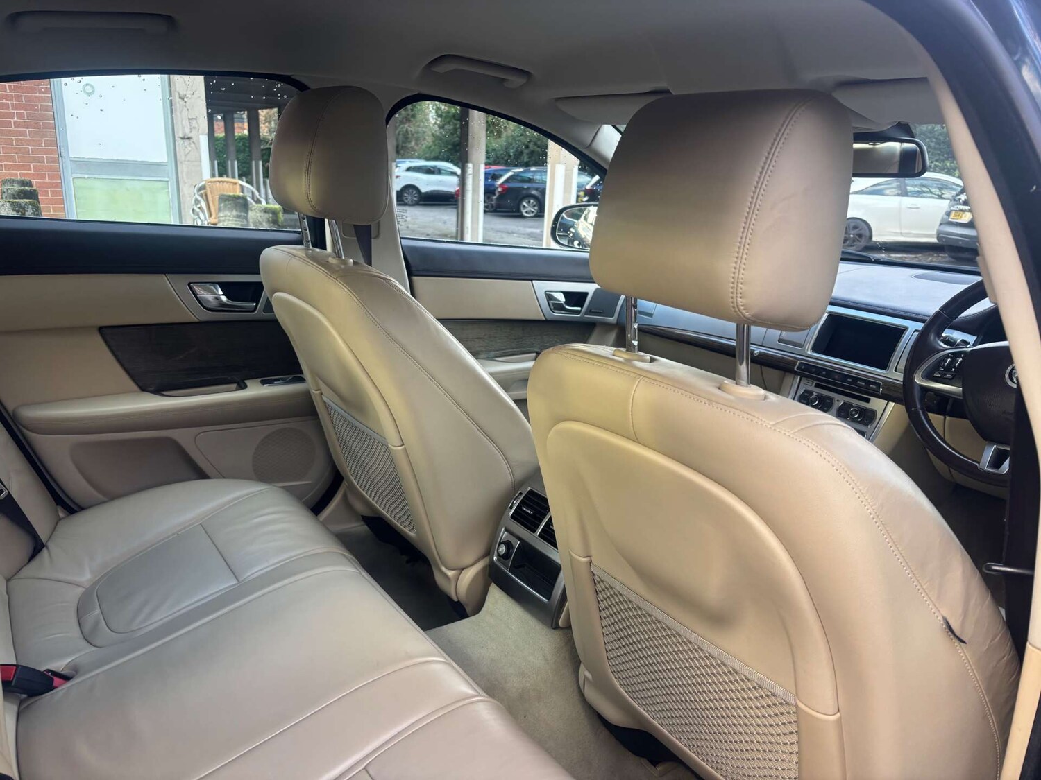 Used Jaguar XF 2013 for sale - 77073371: Photo 41