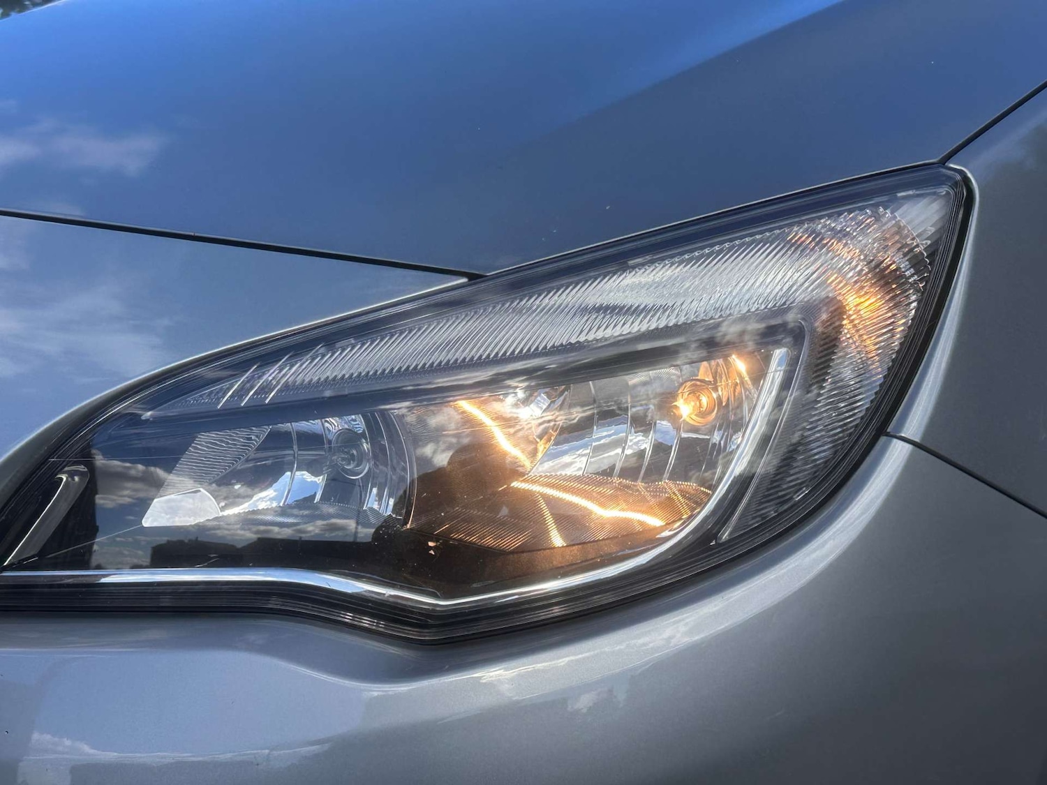 Used Vauxhall Astra 2015 for sale - 76091311: Photo 35