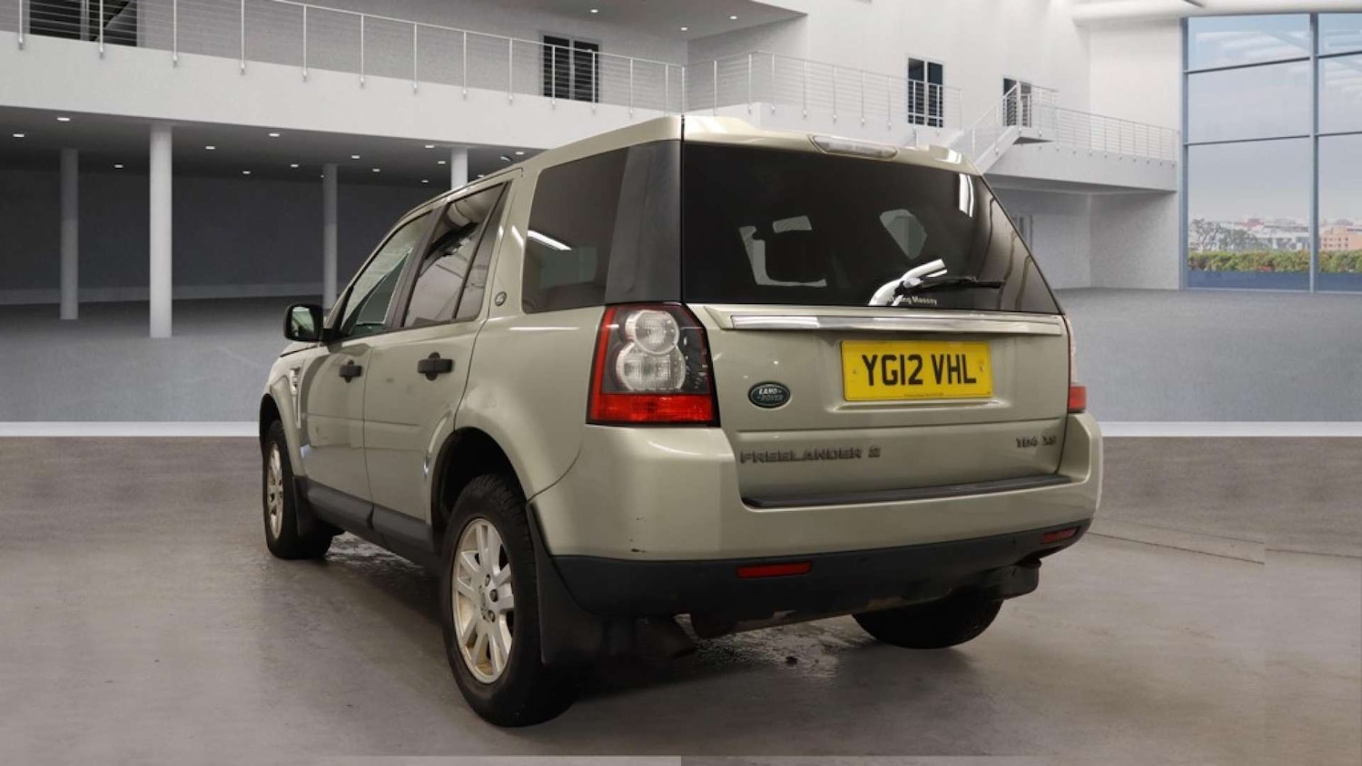 Used Land Rover Freelander 2012 for sale - 76363539: Photo 4