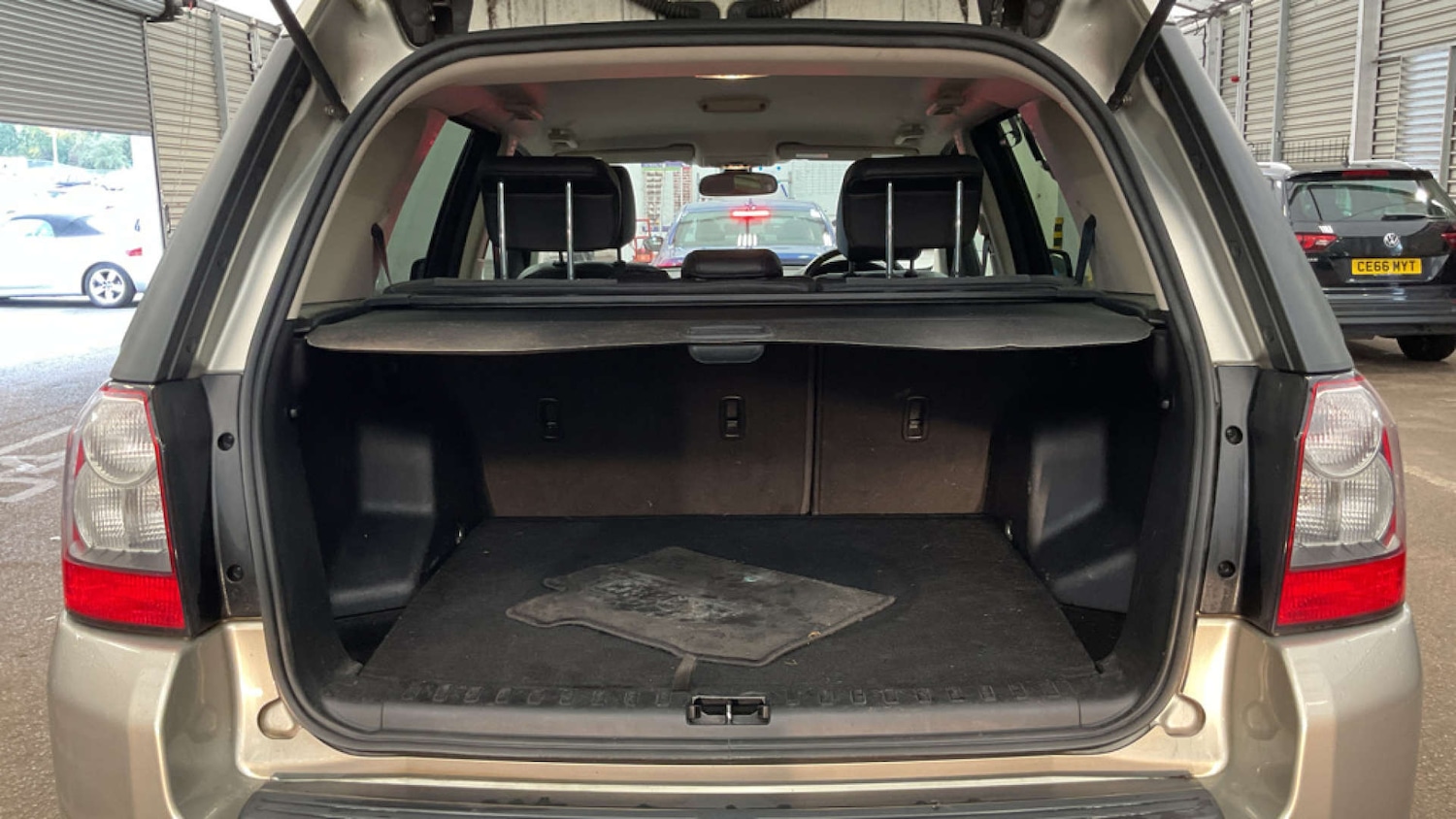 Used Land Rover Freelander 2012 for sale - 76363539: Photo 8