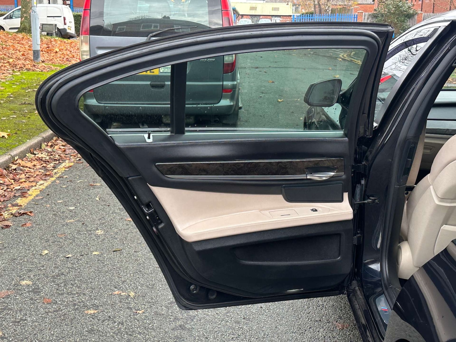 Used BMW 7 Series 2012 for sale - 77148621: Photo 35