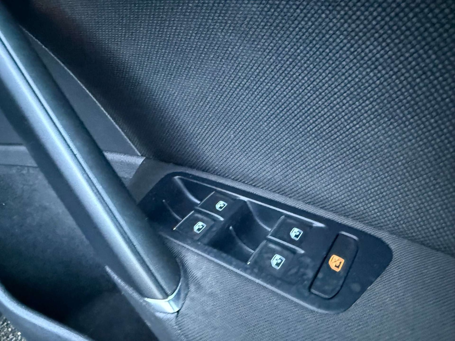 Used Volkswagen Golf 2016 for sale - 77148675: Photo 29