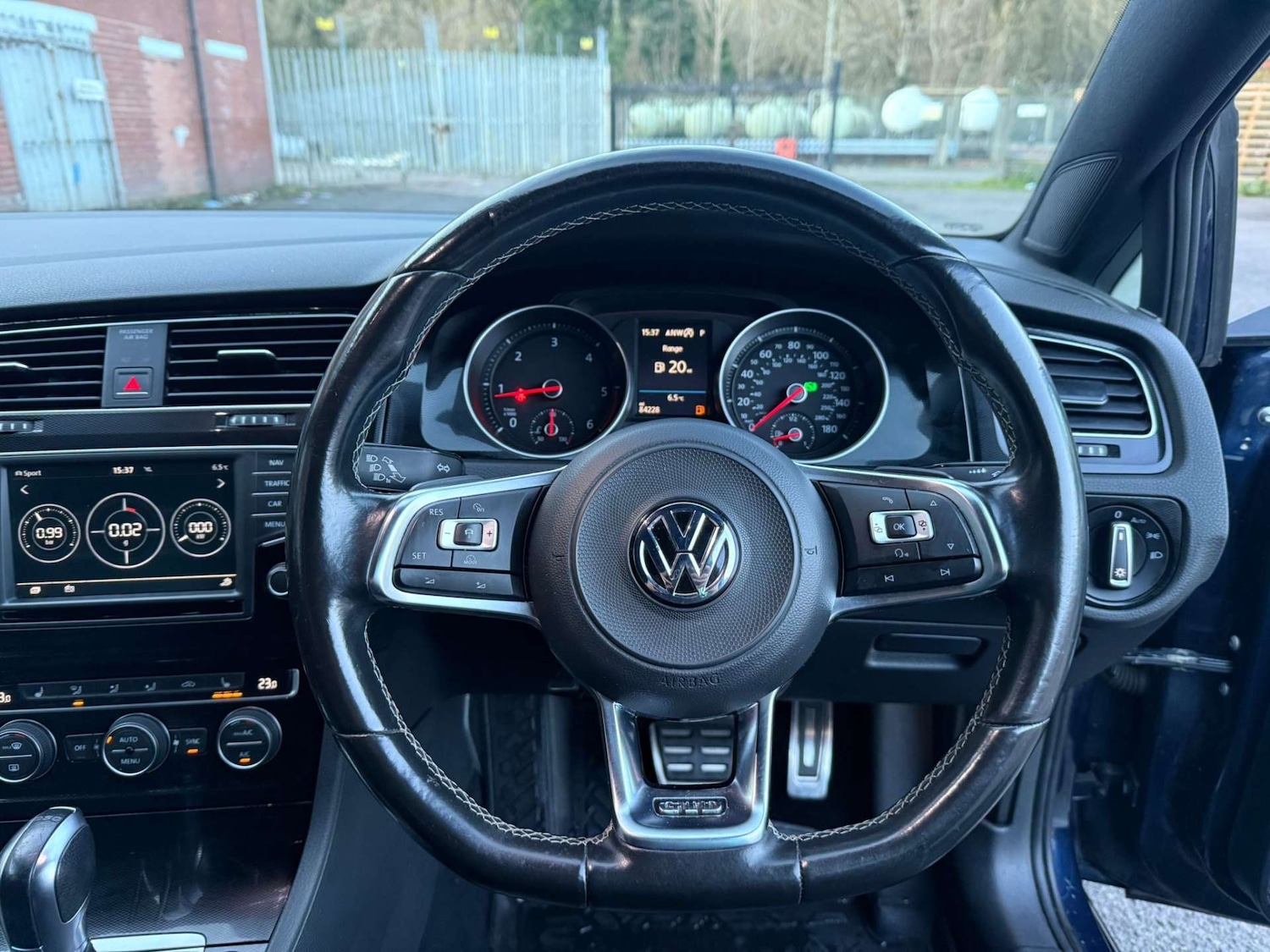 Used Volkswagen Golf 2016 for sale - 77148675: Photo 37