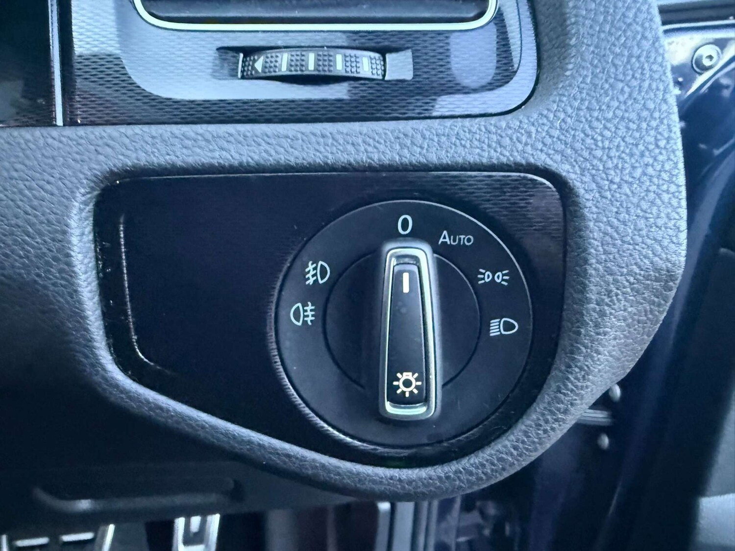 Used Volkswagen Golf 2016 for sale - 77148675: Photo 39