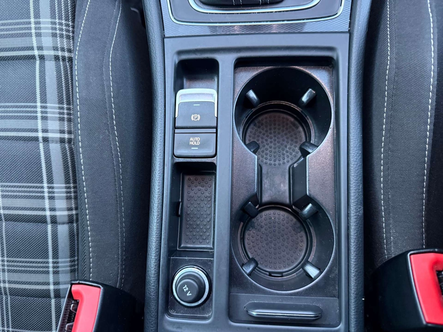 Used Volkswagen Golf 2016 for sale - 77148675: Photo 50