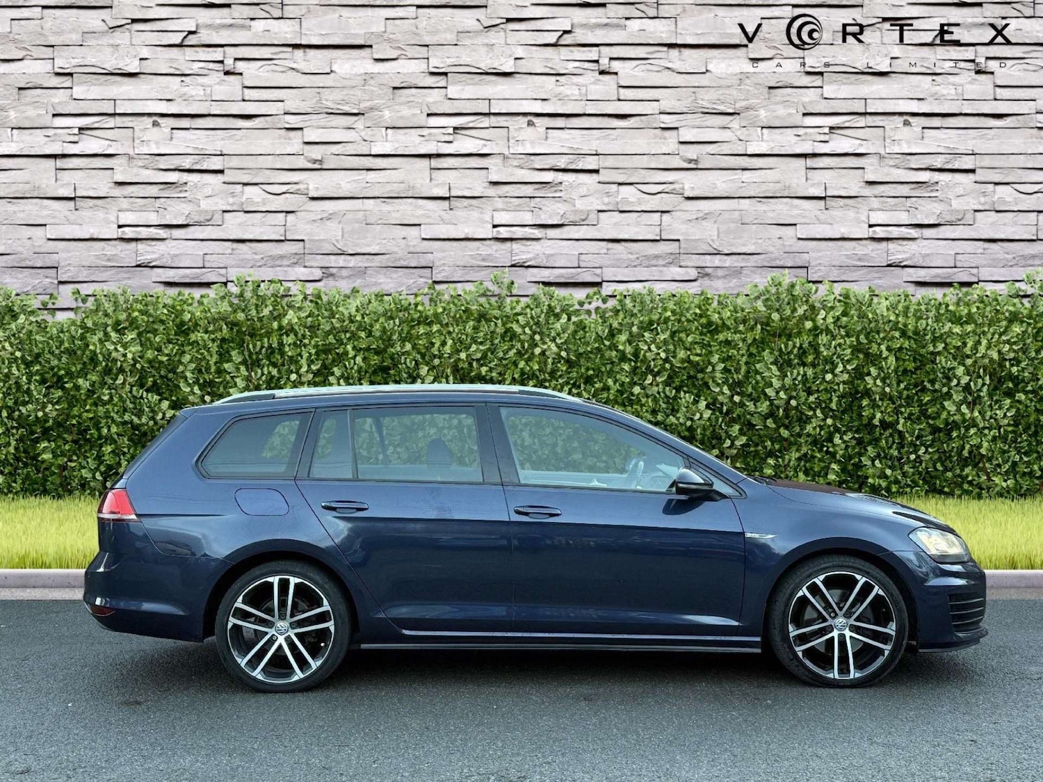 Used Volkswagen Golf 2016 for sale - 77148675: Photo 6