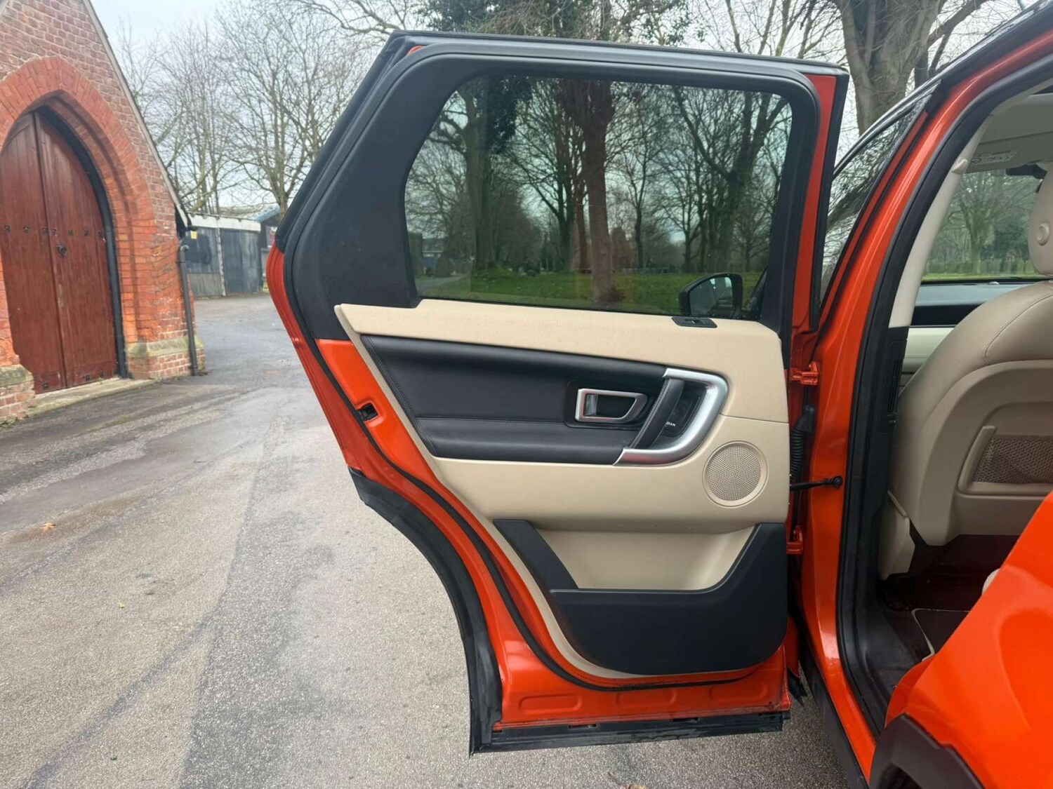 Used Land Rover Discovery Sport 2016 for sale - 77667864: Photo 14