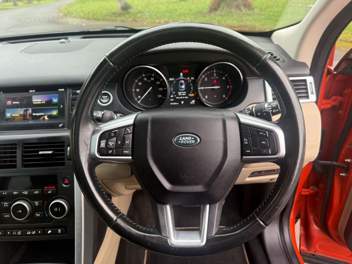 Used Land Rover Discovery Sport 2016 for sale - 77667864: Photo 18