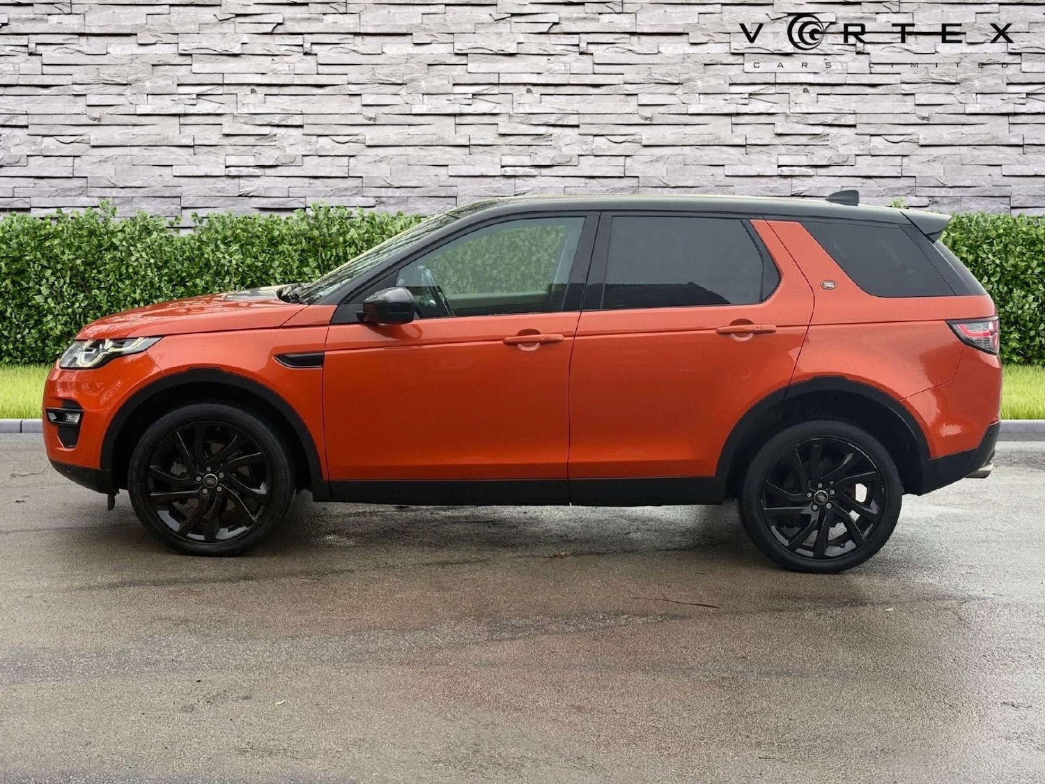 Used Land Rover Discovery Sport 2016 for sale - 77667864: Photo 5