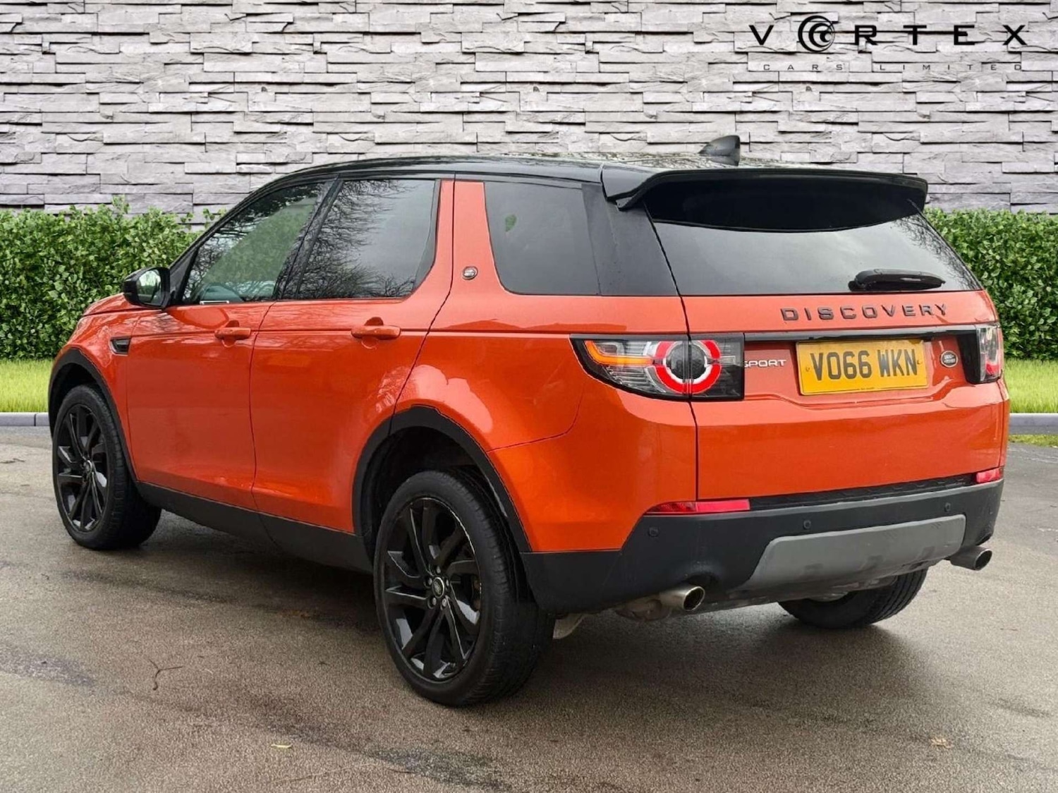 Used Land Rover Discovery Sport 2016 for sale - 77667864: Photo 6