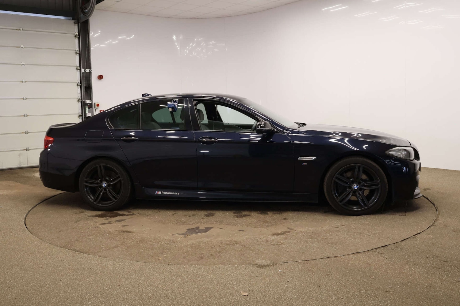 Used BMW 5 Series 2014 for sale - 77920720: Photo 4