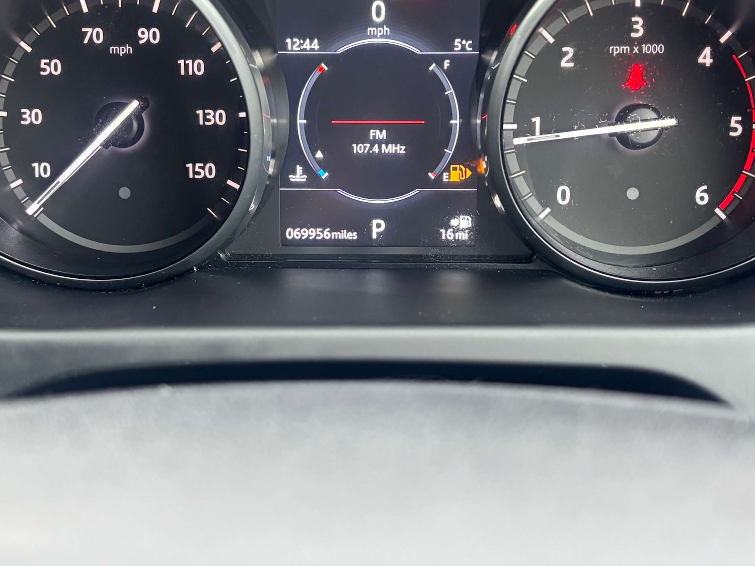 Used Land Rover Discovery Sport 2018 for sale - 77399261: Photo 26