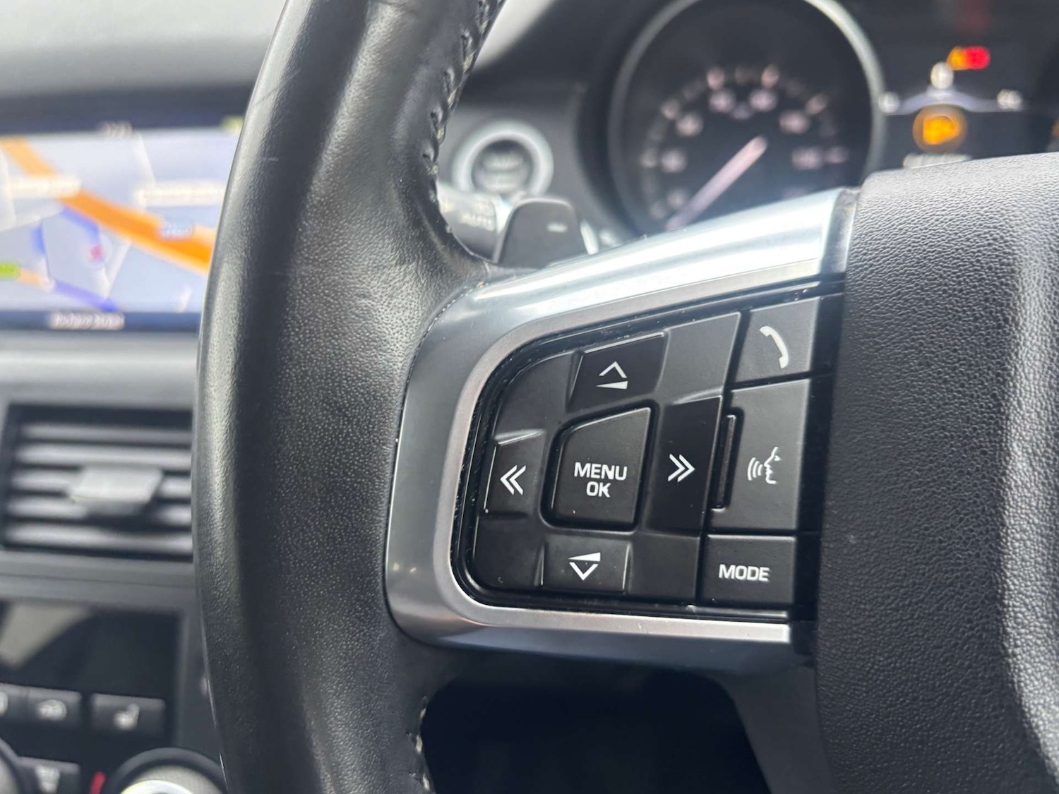 Used Land Rover Discovery Sport 2018 for sale - 77399261: Photo 29