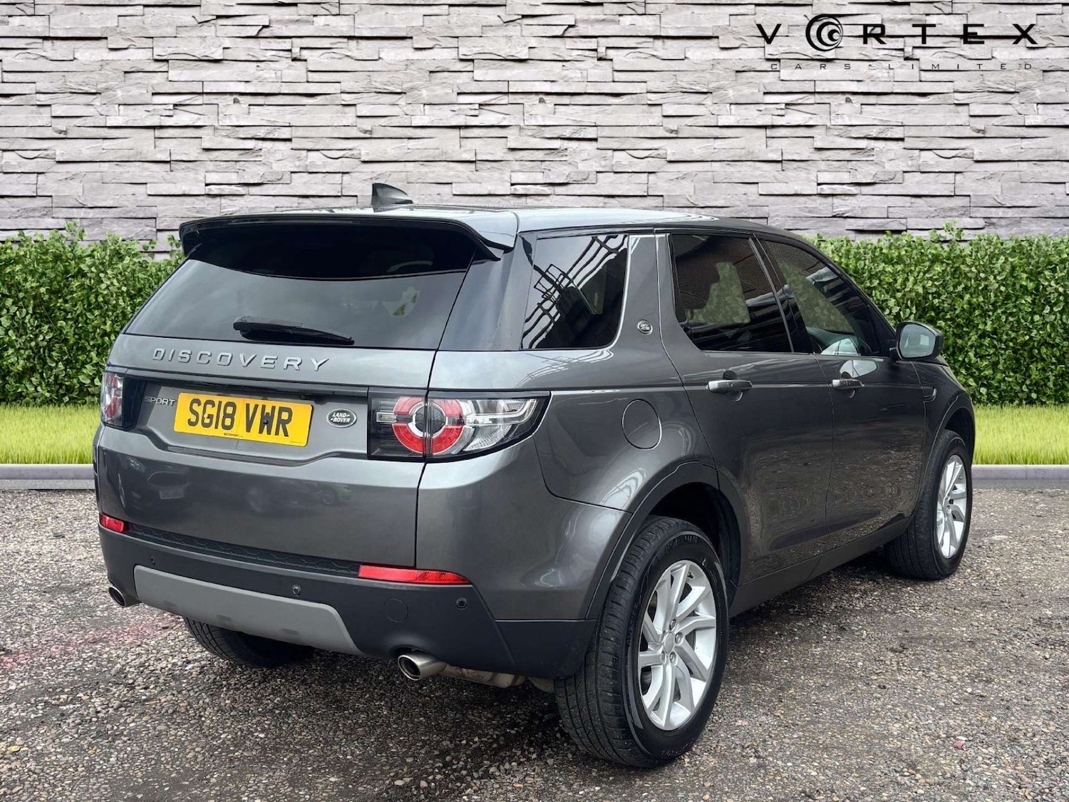 Used Land Rover Discovery Sport 2018 for sale - 77399261: Photo 9