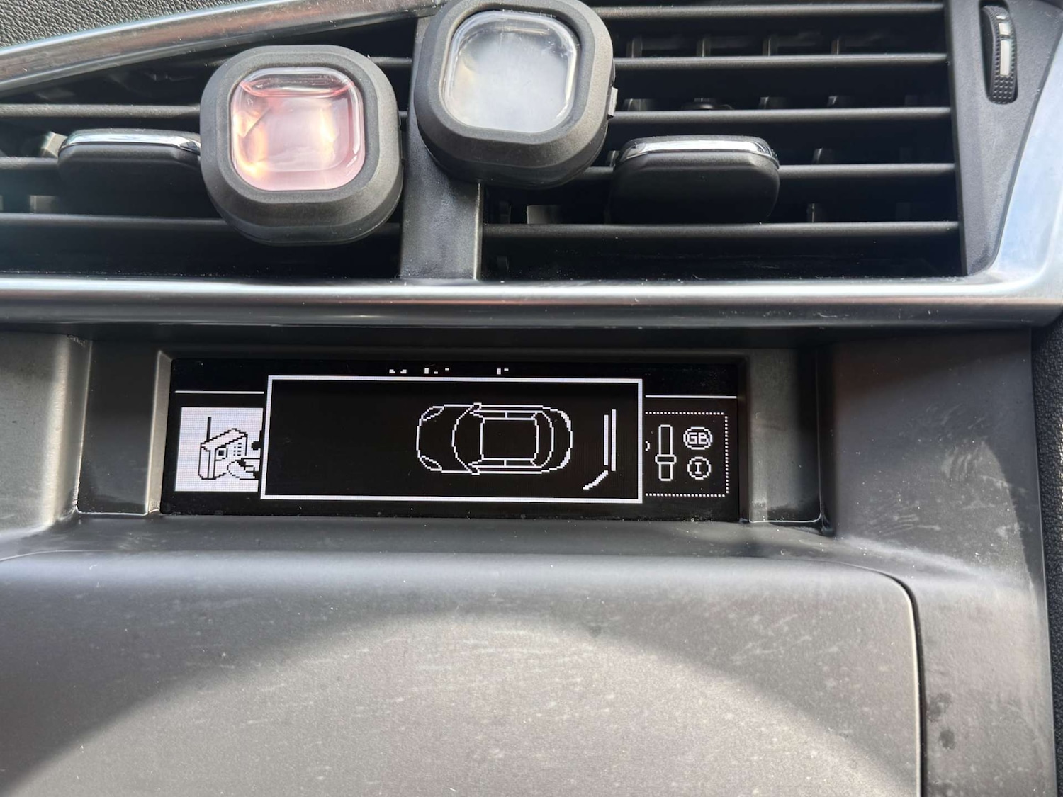 Used Citroen C4 2014 for sale - 78016390: Photo 37