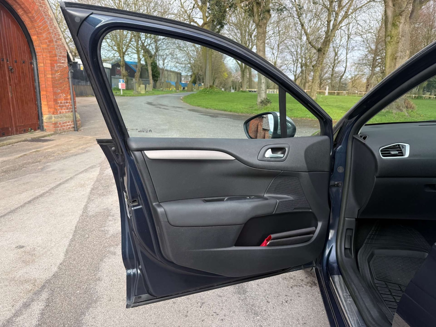 Used Citroen C4 2014 for sale - 78016390: Photo 9