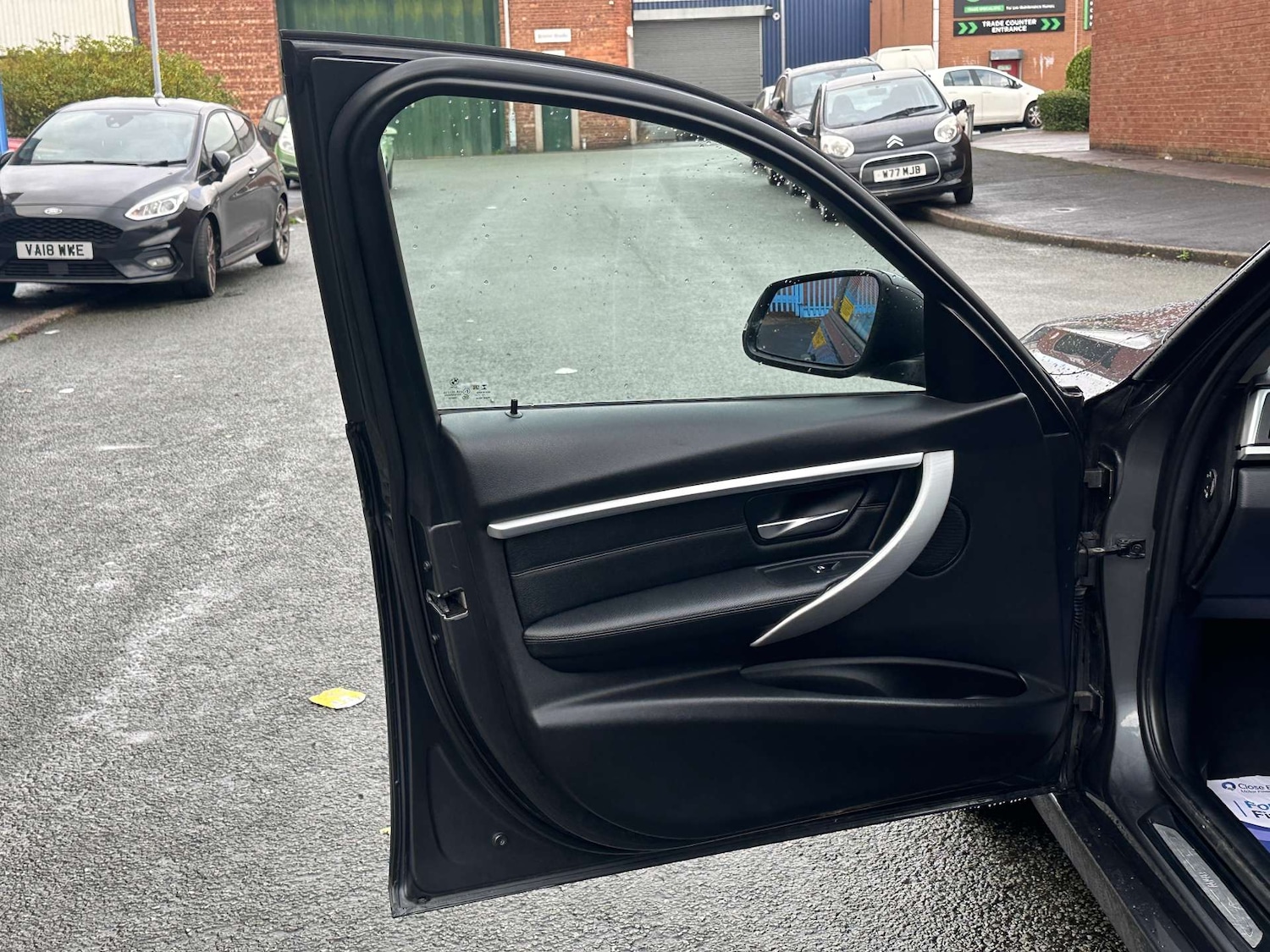 Used BMW 3 Series 2018 for sale - 76892320: Photo 33