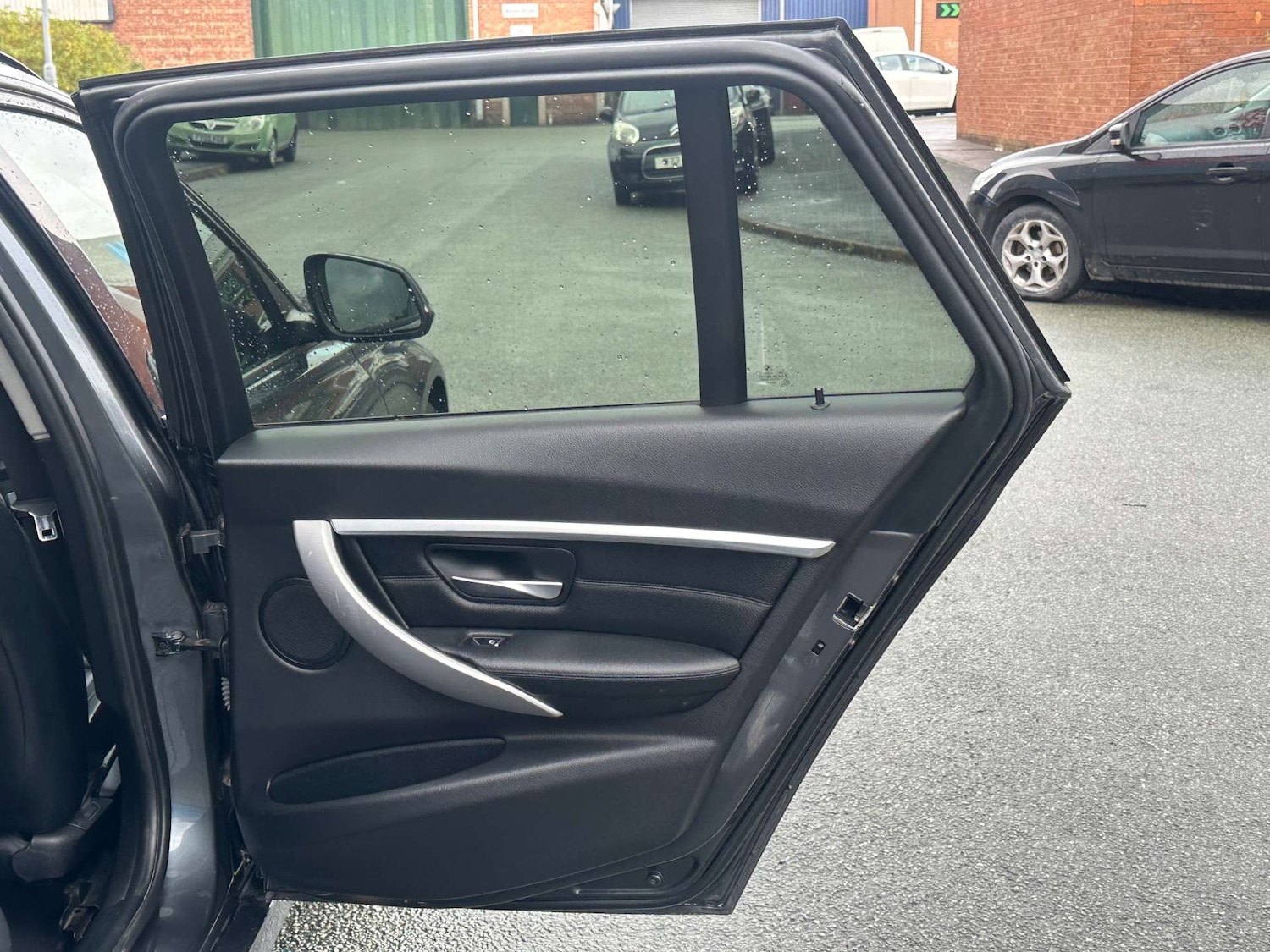 Used BMW 3 Series 2018 for sale - 76892320: Photo 34