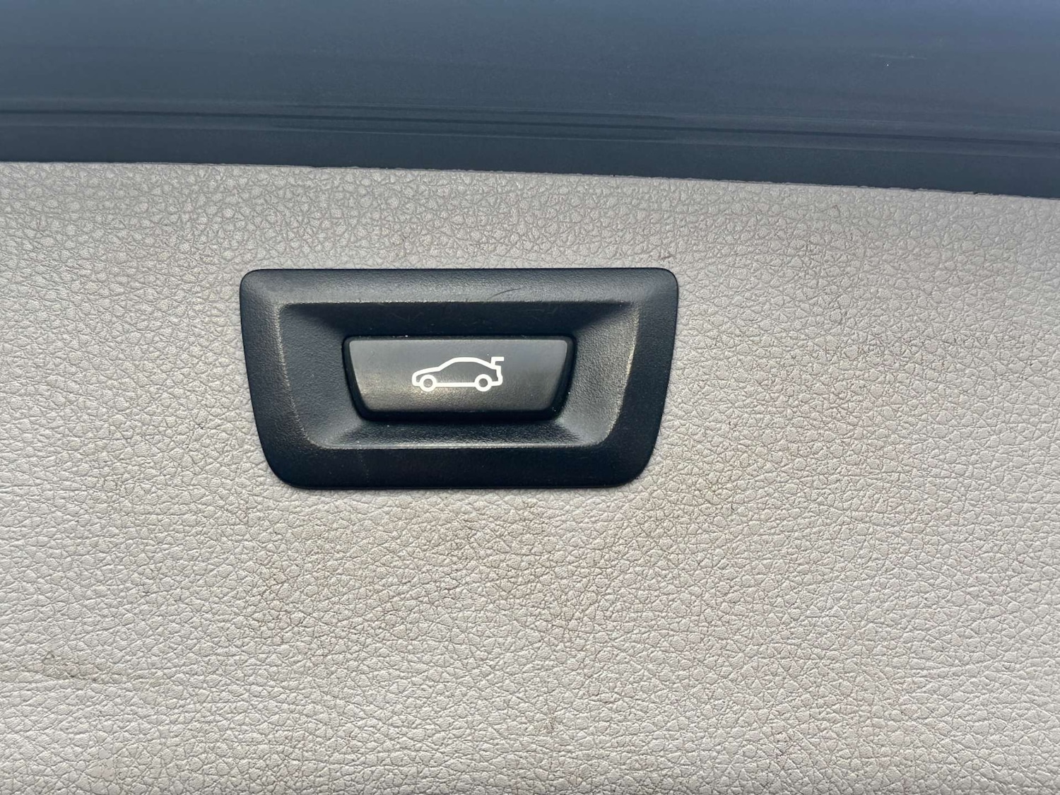 Used BMW 3 Series 2018 for sale - 76892320: Photo 41