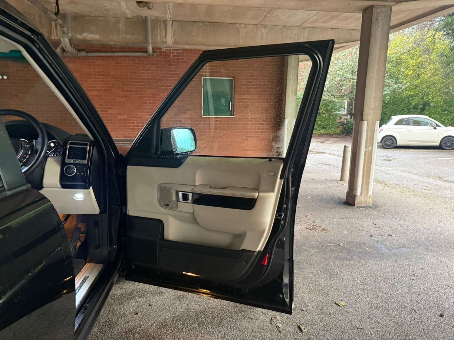 Used Land Rover Range Rover 2011 for sale - 77449499: Photo 15