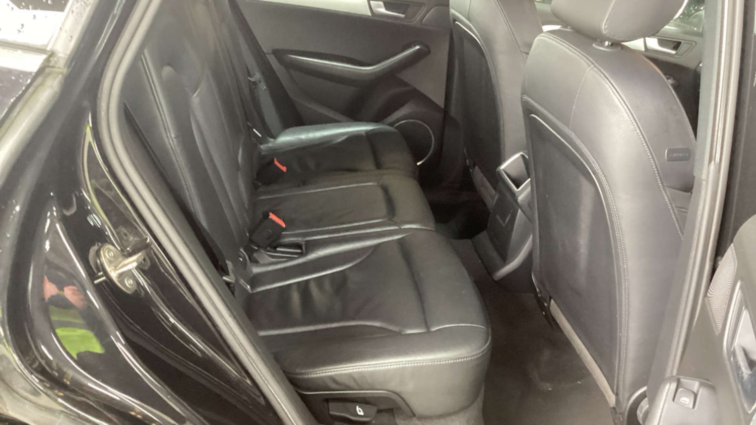 Used Audi Q5 2010 for sale - 77148649: Photo 4