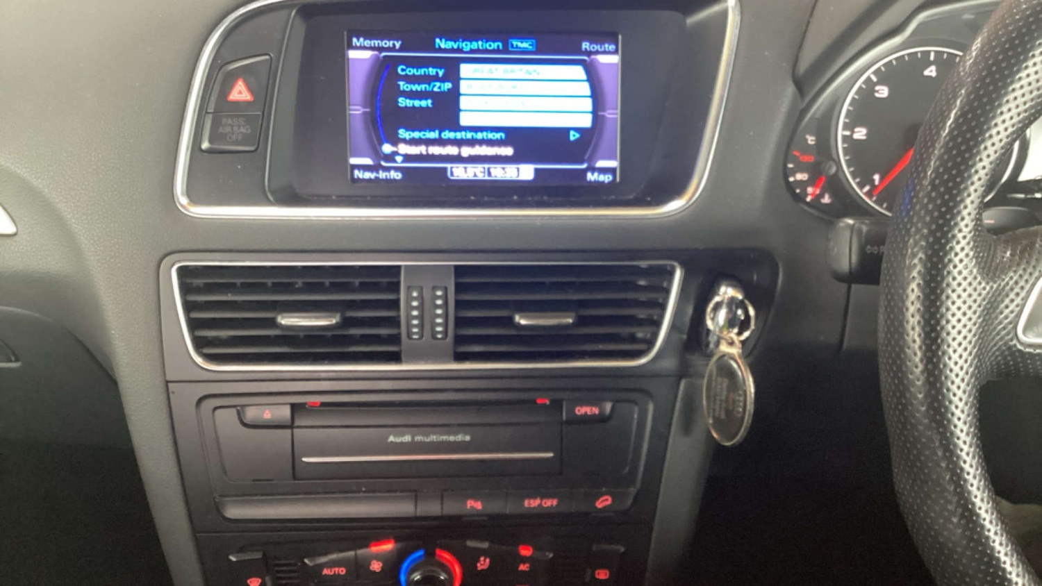 Used Audi Q5 2010 for sale - 77148649: Photo 7