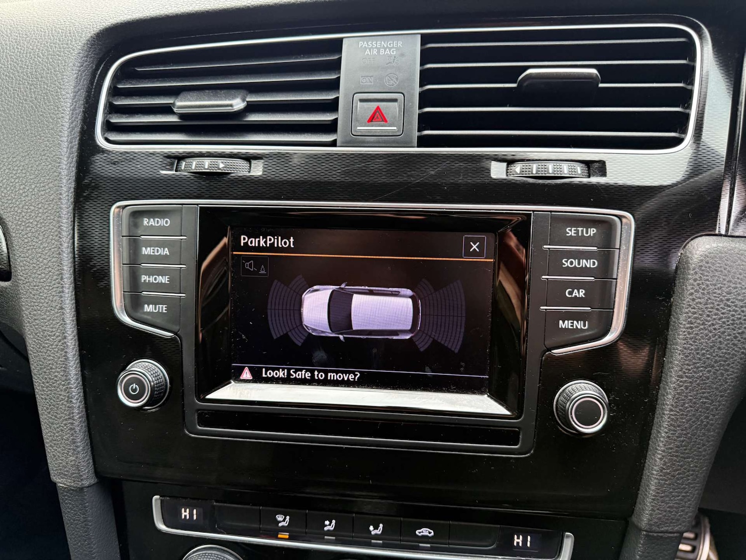 Used Volkswagen Golf 2014 for sale - 76720458: Photo 8