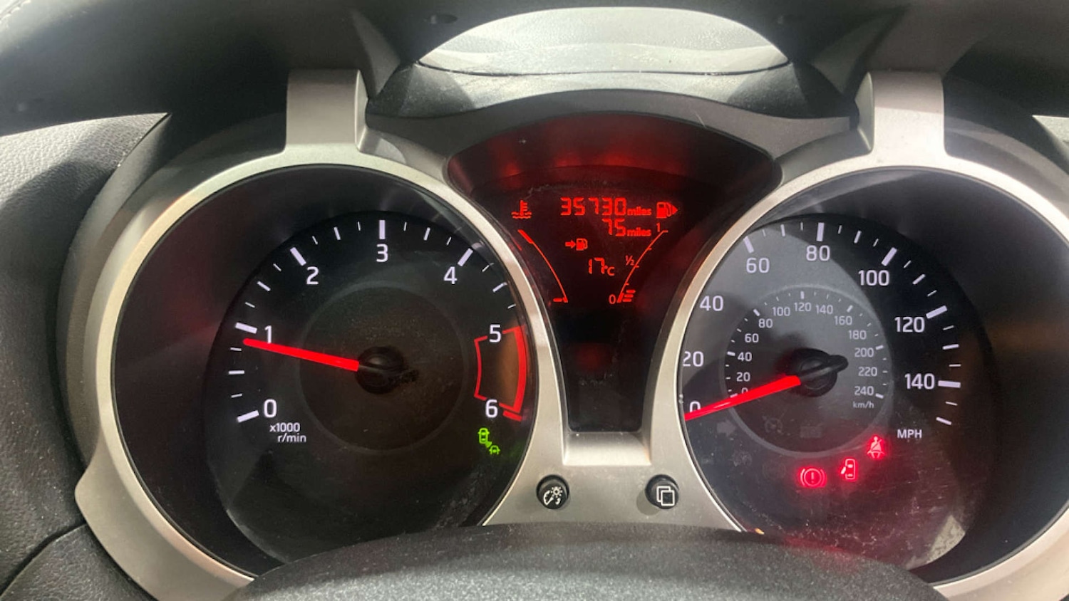 Used Nissan Juke 2015 for sale - 76144407: Photo 10