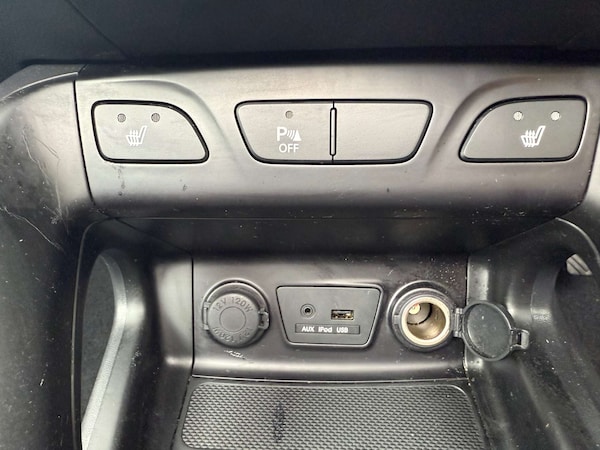 Used Hyundai Ix35 2012 for sale - 75146381: Photo 41