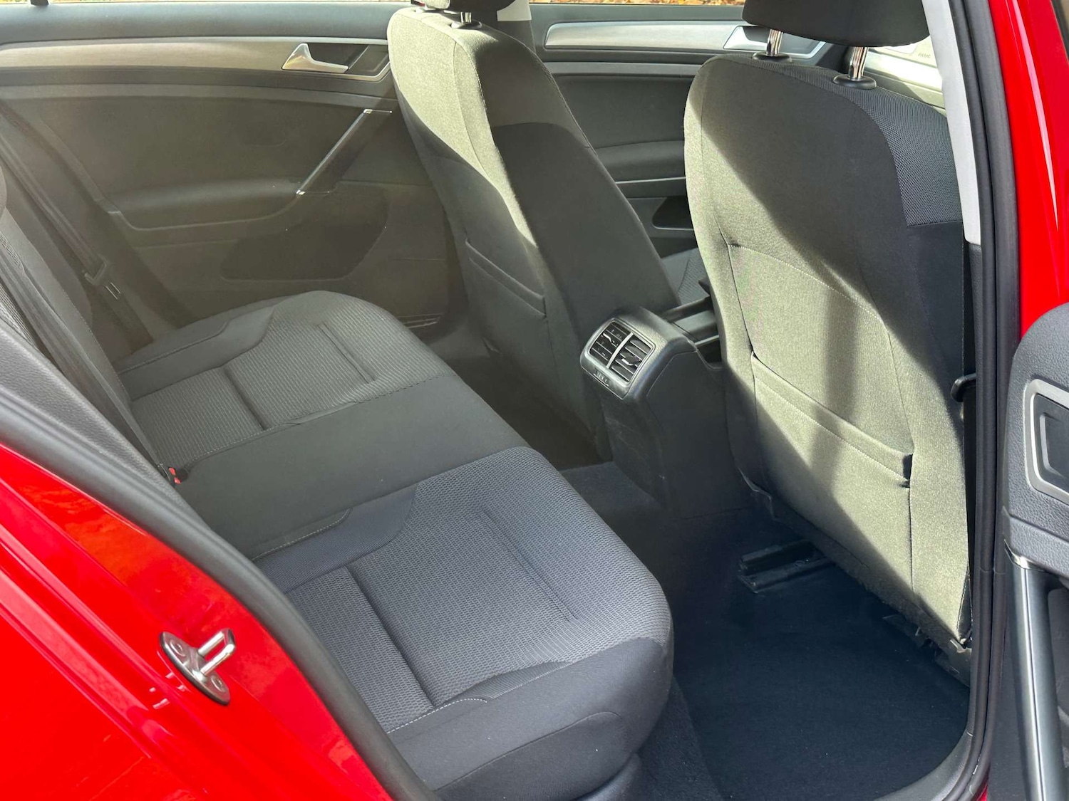 Used Volkswagen Golf 2015 for sale - 76601336: Photo 32