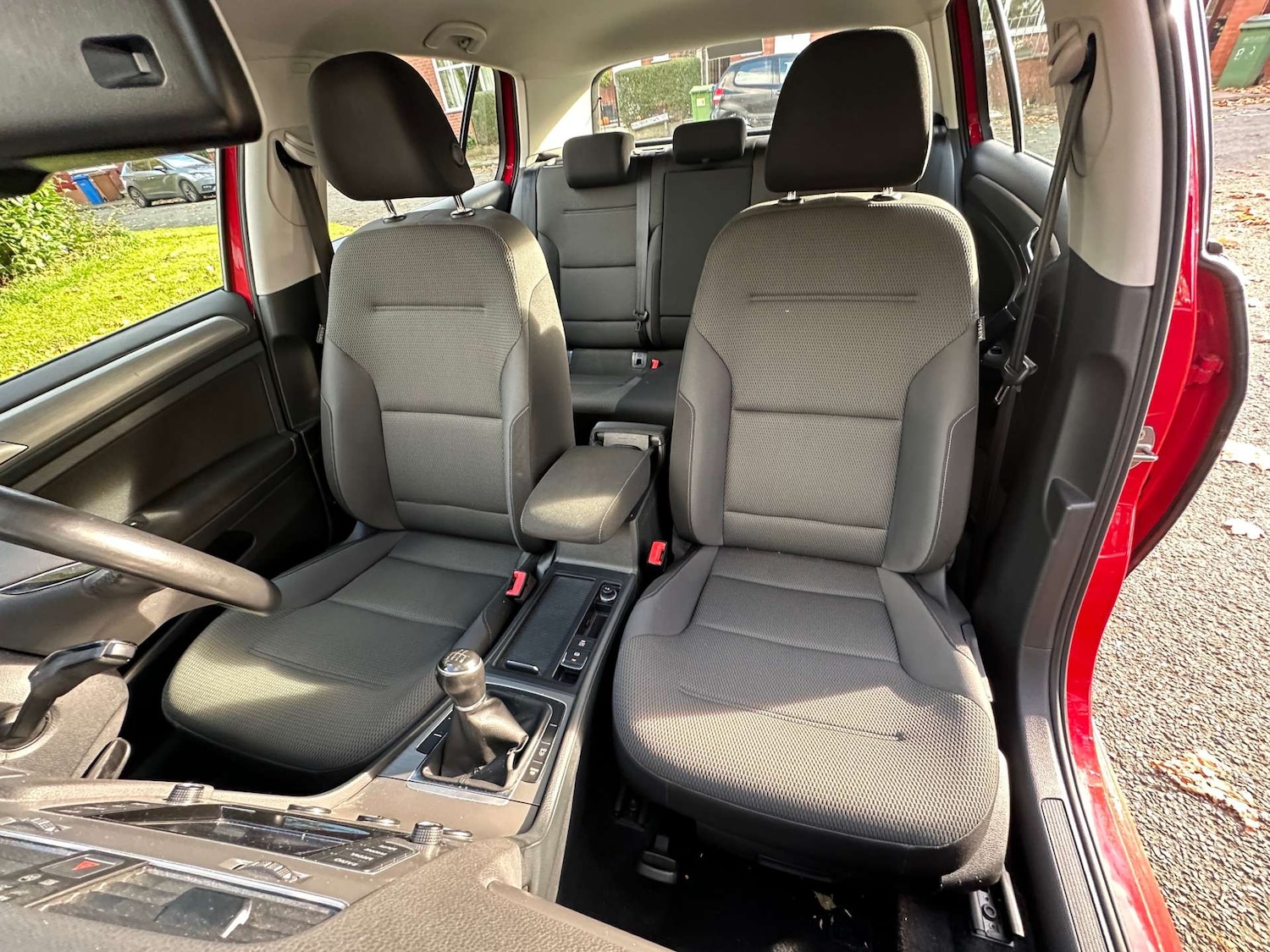 Used Volkswagen Golf 2015 for sale - 76601336: Photo 37