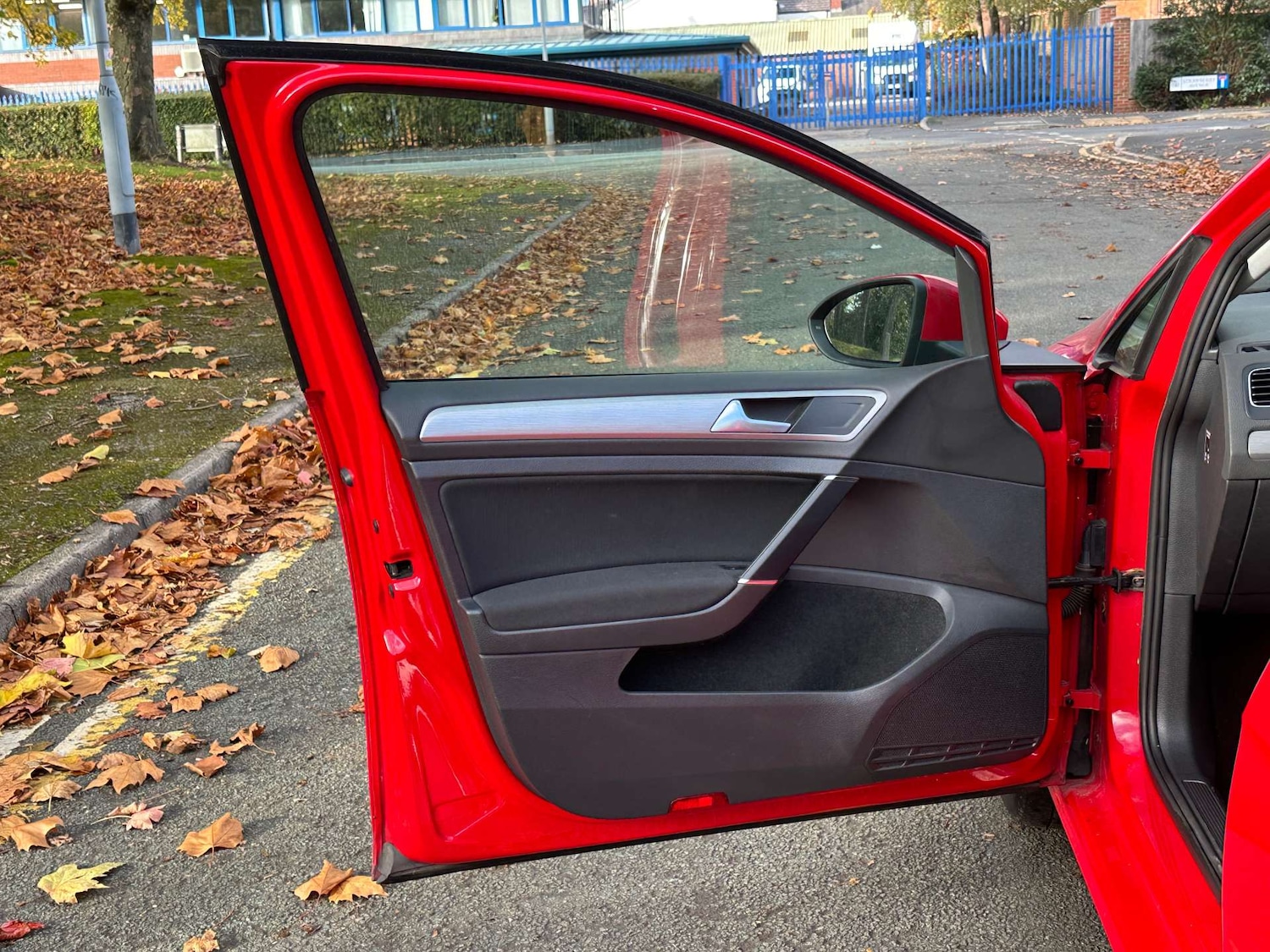 Used Volkswagen Golf 2015 for sale - 76601336: Photo 38