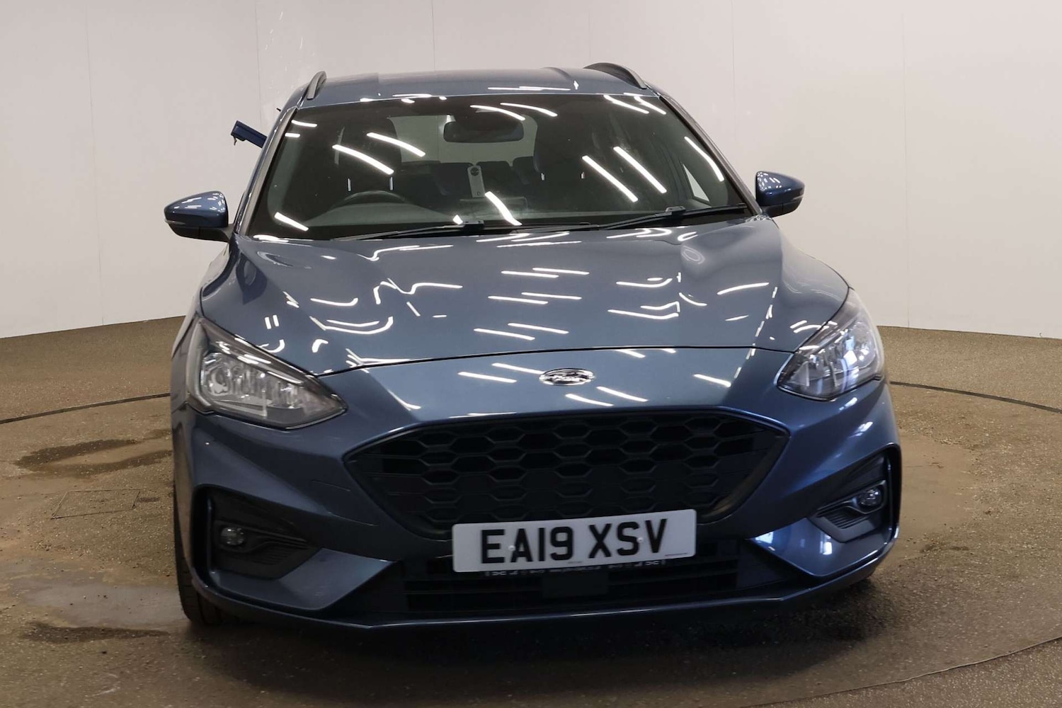 Used Ford Focus 2019 for sale - 78083433: Photo 2