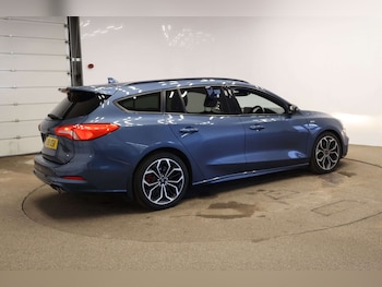 Used Ford Focus 2019 for sale - 78083433: Photo