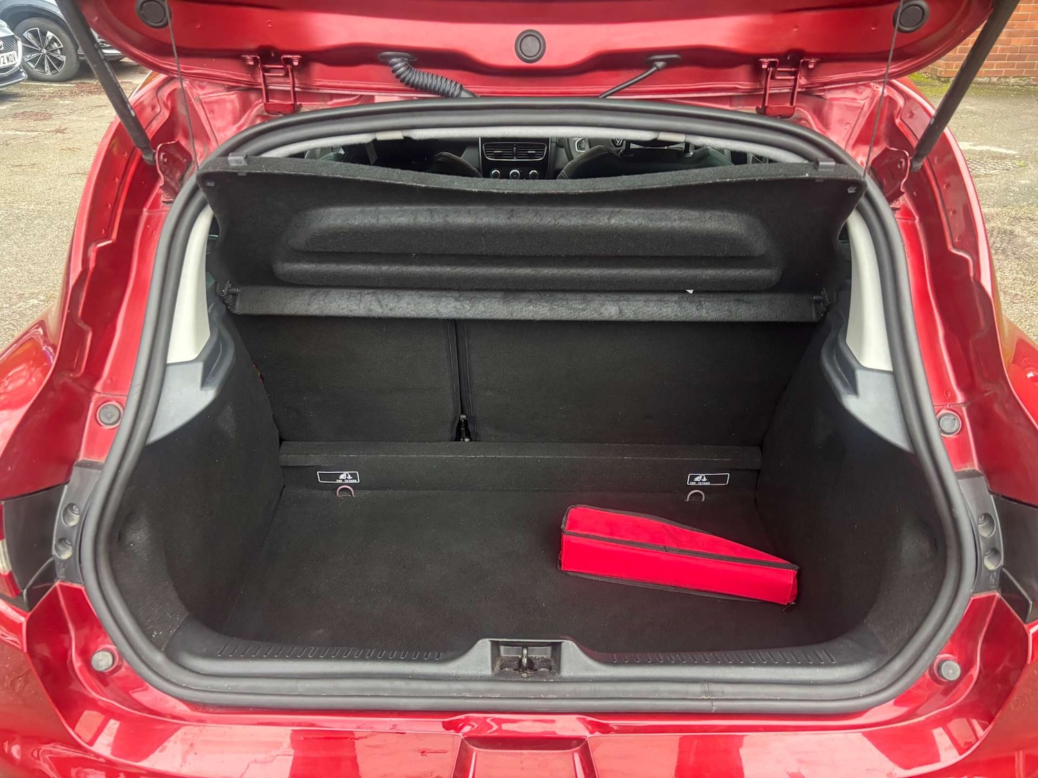 Used Renault Clio 2019 for sale - 77261374: Photo 53