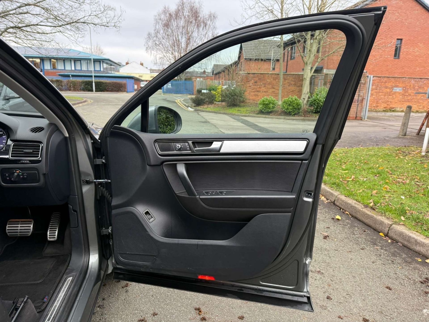 Used Volkswagen Touareg 2013 for sale - 77446379: Photo 24