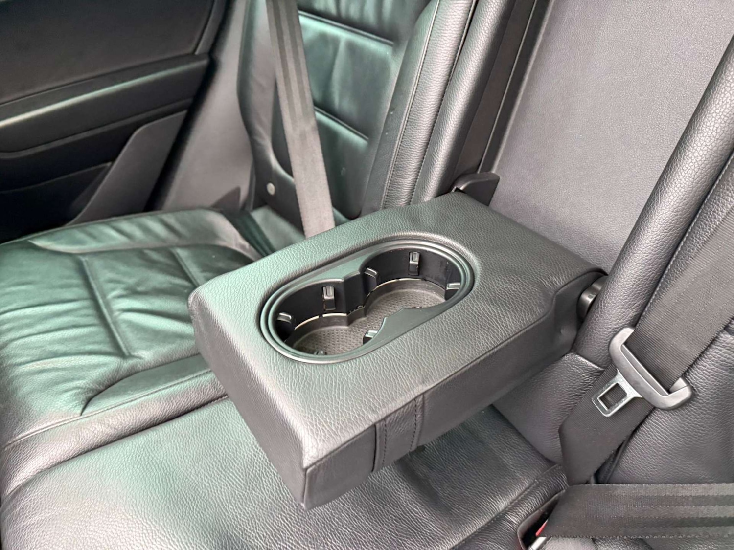 Used Volkswagen Touareg 2013 for sale - 77446379: Photo 31