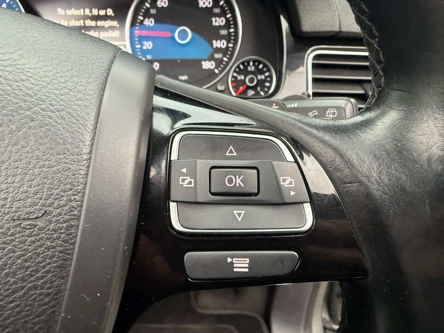 Used Volkswagen Touareg 2013 for sale - 77446379: Photo 39