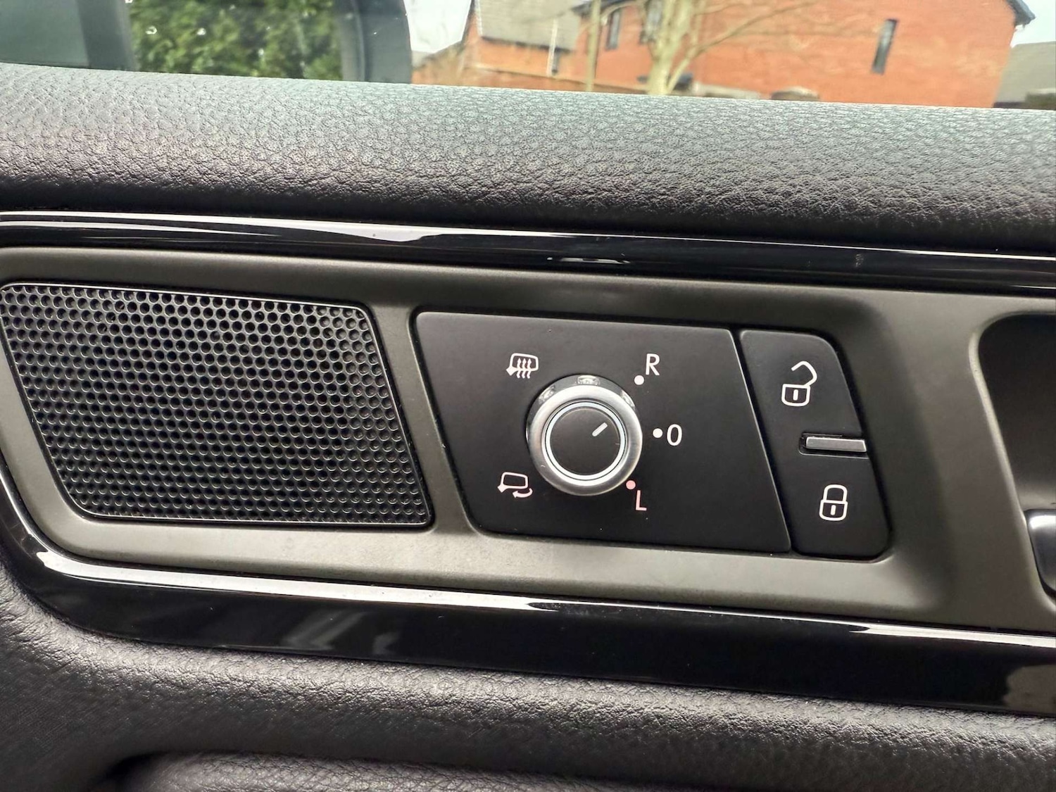 Used Volkswagen Touareg 2013 for sale - 77446379: Photo 52