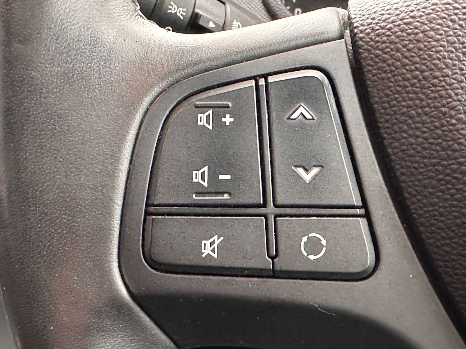 Used Hyundai i10 2017 for sale - 76601310: Photo 29