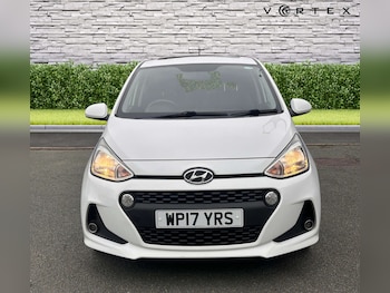 Used Hyundai i10 2017 for sale - 76601310: Photo