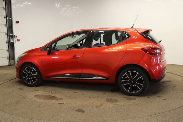 Used Renault Clio 2015 for sale - 76220613: Photo 2