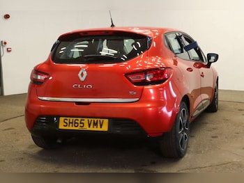Used Renault Clio 2015 for sale - 76220613: Photo