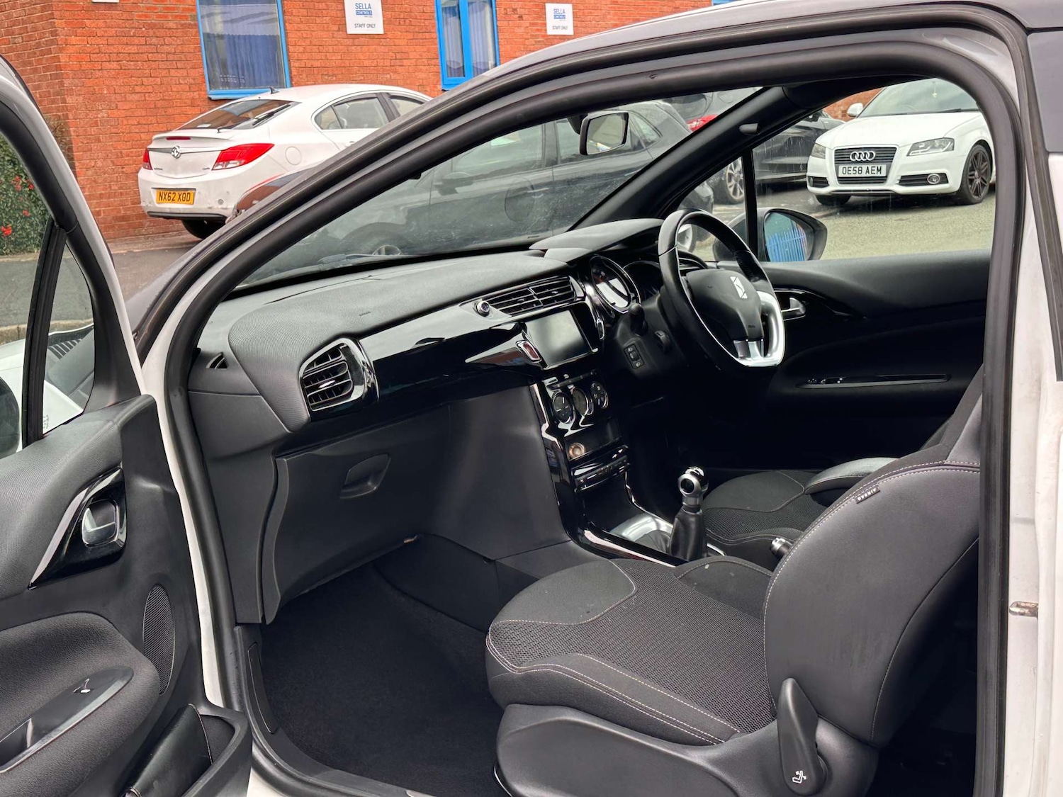 Used DS Automobiles DS 3 2017 for sale - 76105304: Photo 24