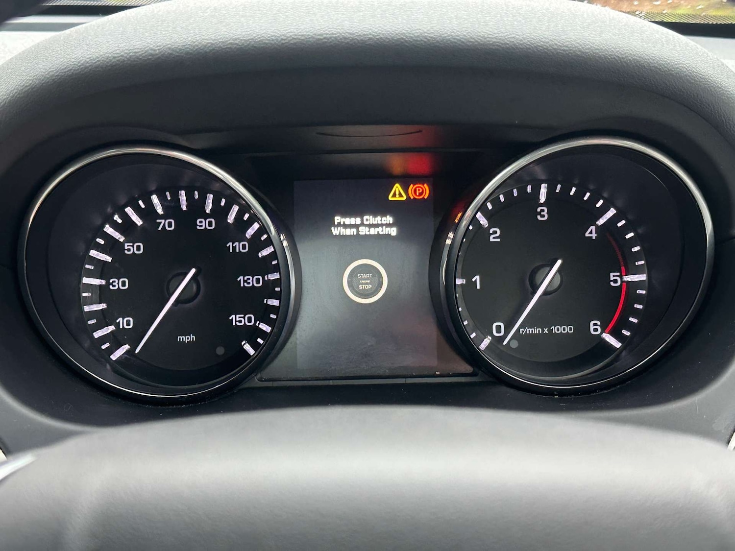 Used Land Rover Discovery Sport 2015 for sale - 77148657: Photo 11