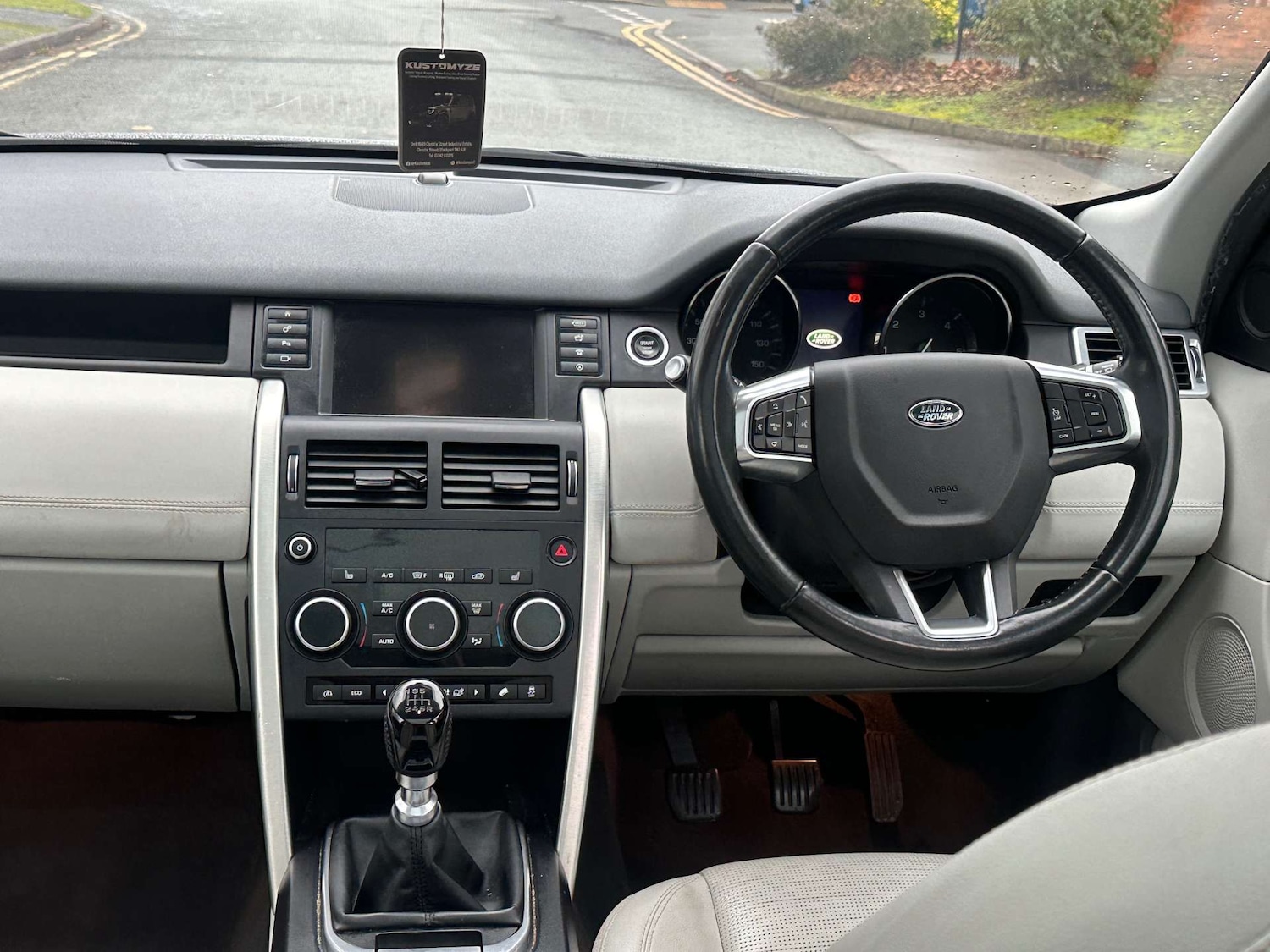 Used Land Rover Discovery Sport 2015 for sale - 77148657: Photo 23