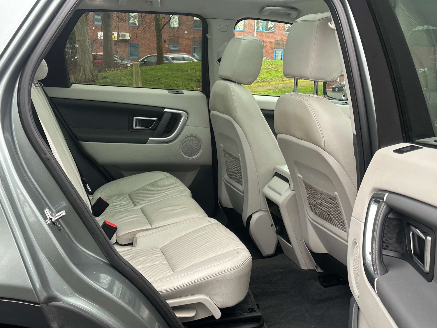 Used Land Rover Discovery Sport 2015 for sale - 77148657: Photo 29